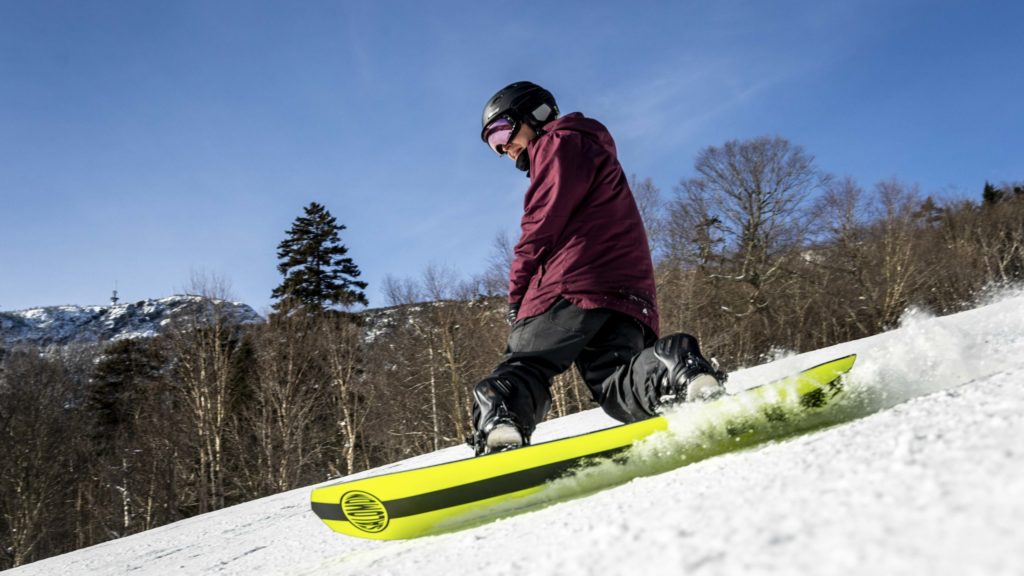 Découvrez la Nouvelle Révolution du Snowboard avec les Planches Salomon Dancehaul dans votre magasin LaboShop, votre spécialiste du Snowboard à Tignes